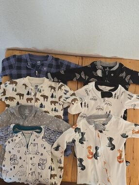 Baby Sleep and Play Zip Onesies Rompers- Never Used